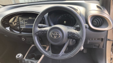 Toyota Aygo X 1.0 VVT-i Edge 5dr Petrol Hatchback